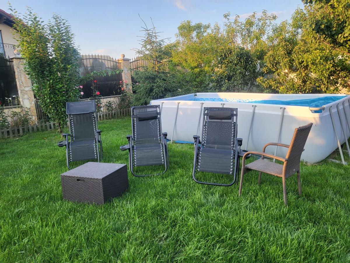 Vila primitoare cu jacuzzi și ciubăr Villa Satu Mare Exterior foto